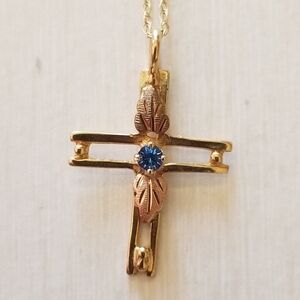 10K Gold Cross Pendant